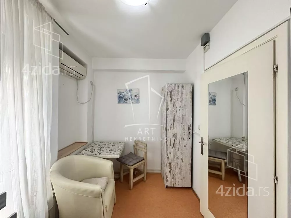 4-etažna kuća | 4zida