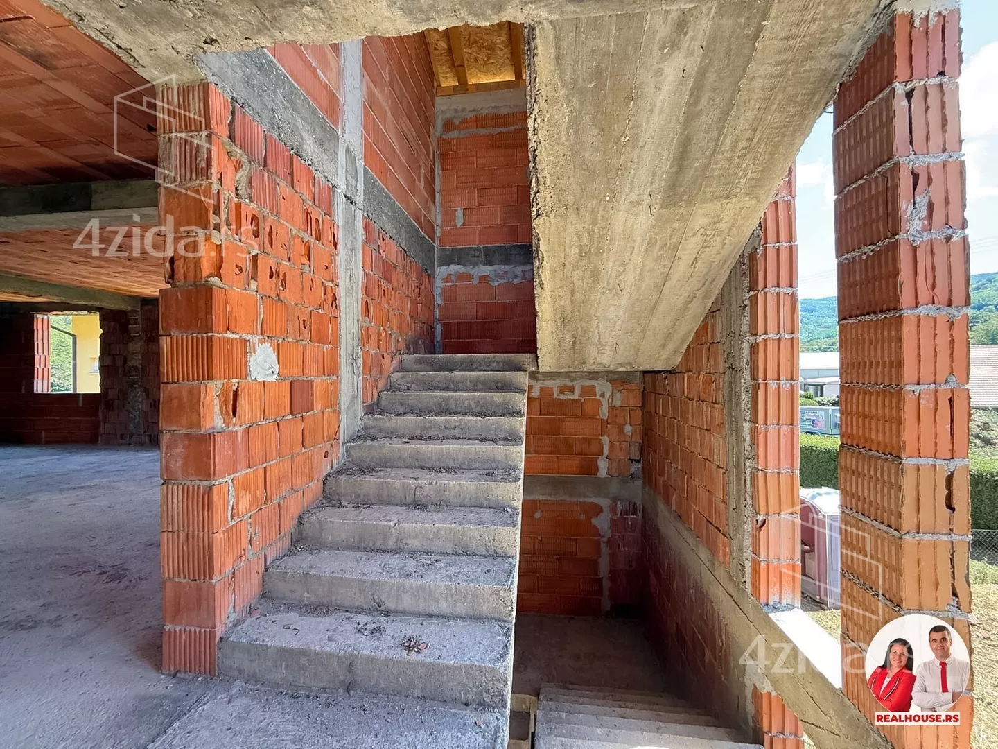 Turistički objekat | 4zida