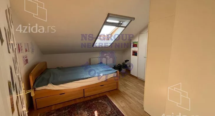 Četvoroiposoban stan | 4zida