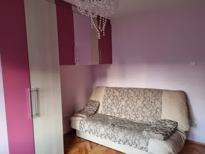 Josipa Kraša 9 | 4zida.rs