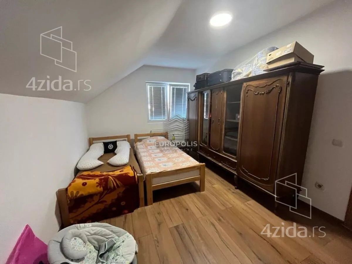 Kuća | 4zida