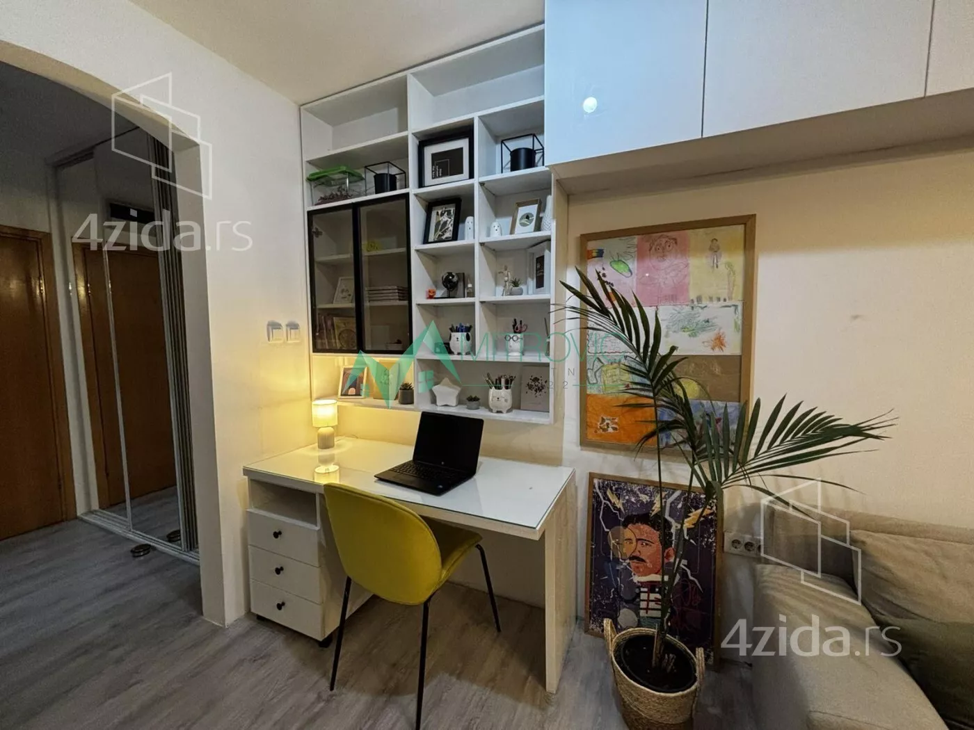 Garsonjera | 4zida