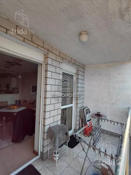 Četvoroiposoban stan | 4zida