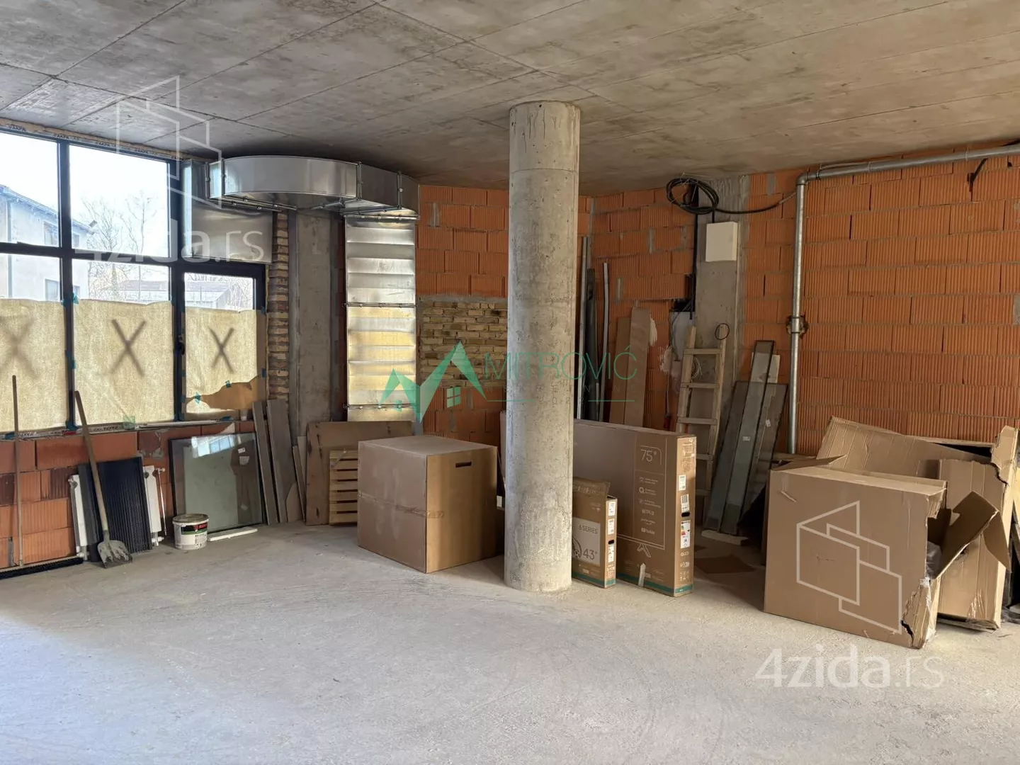 Poslovni prostor | 4zida