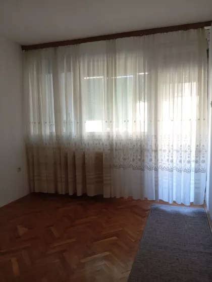 Železnička stanica | 4zida.rs