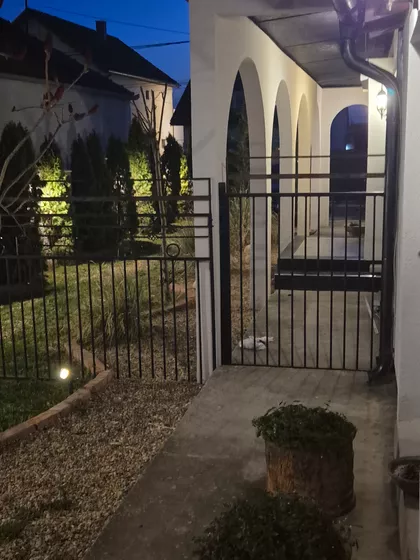 Dobanovci | 4zida.rs