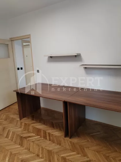 Obrenovićeva | 4zida.rs