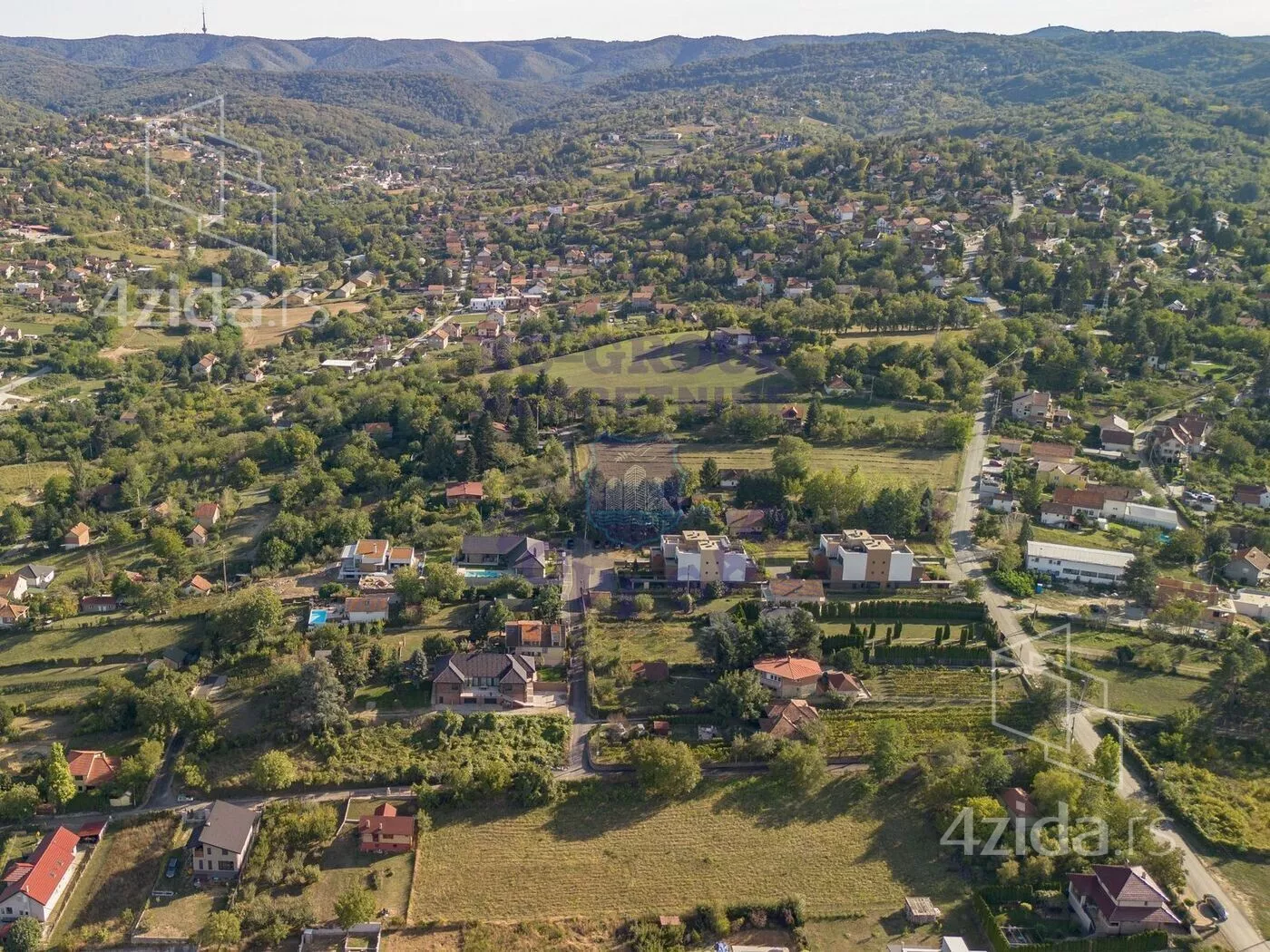 Građevinsko zemljište | 4zida