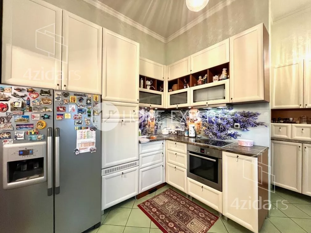 Petosoban stan | 4zida