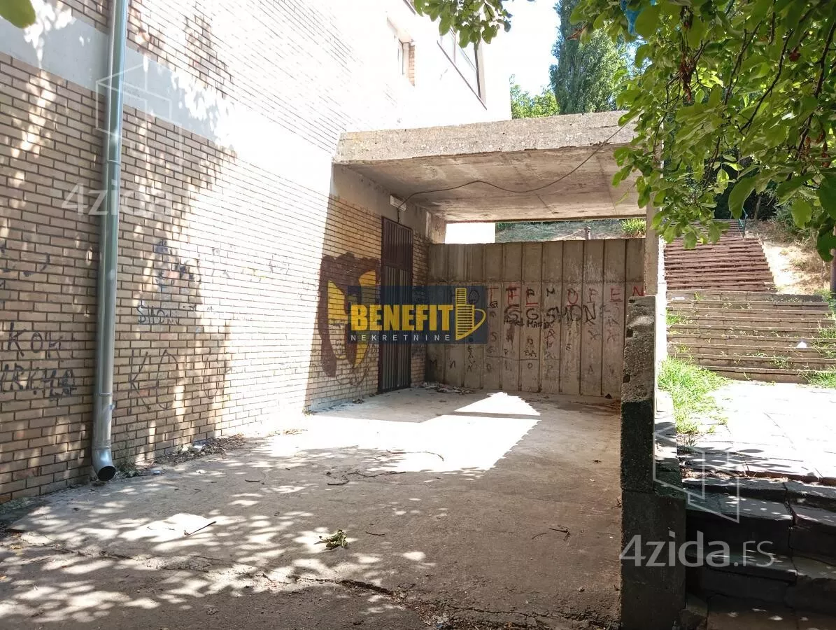 Poslovni prostor | 4zida