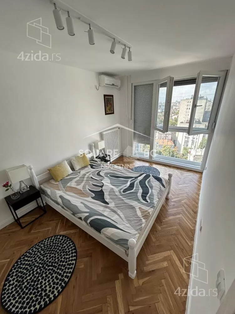 Četvoroiposoban stan | 4zida