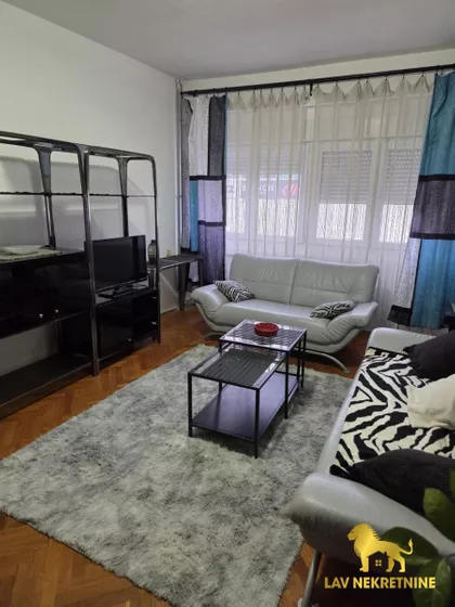 BULEVAR CARA LAZARA | 4zida.rs