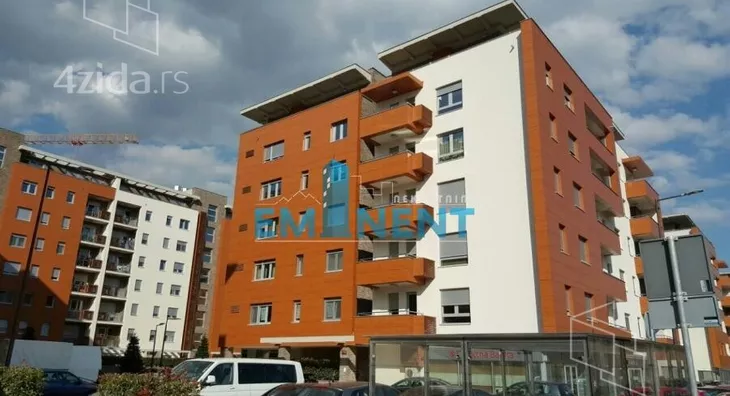 Garaža | 4zida