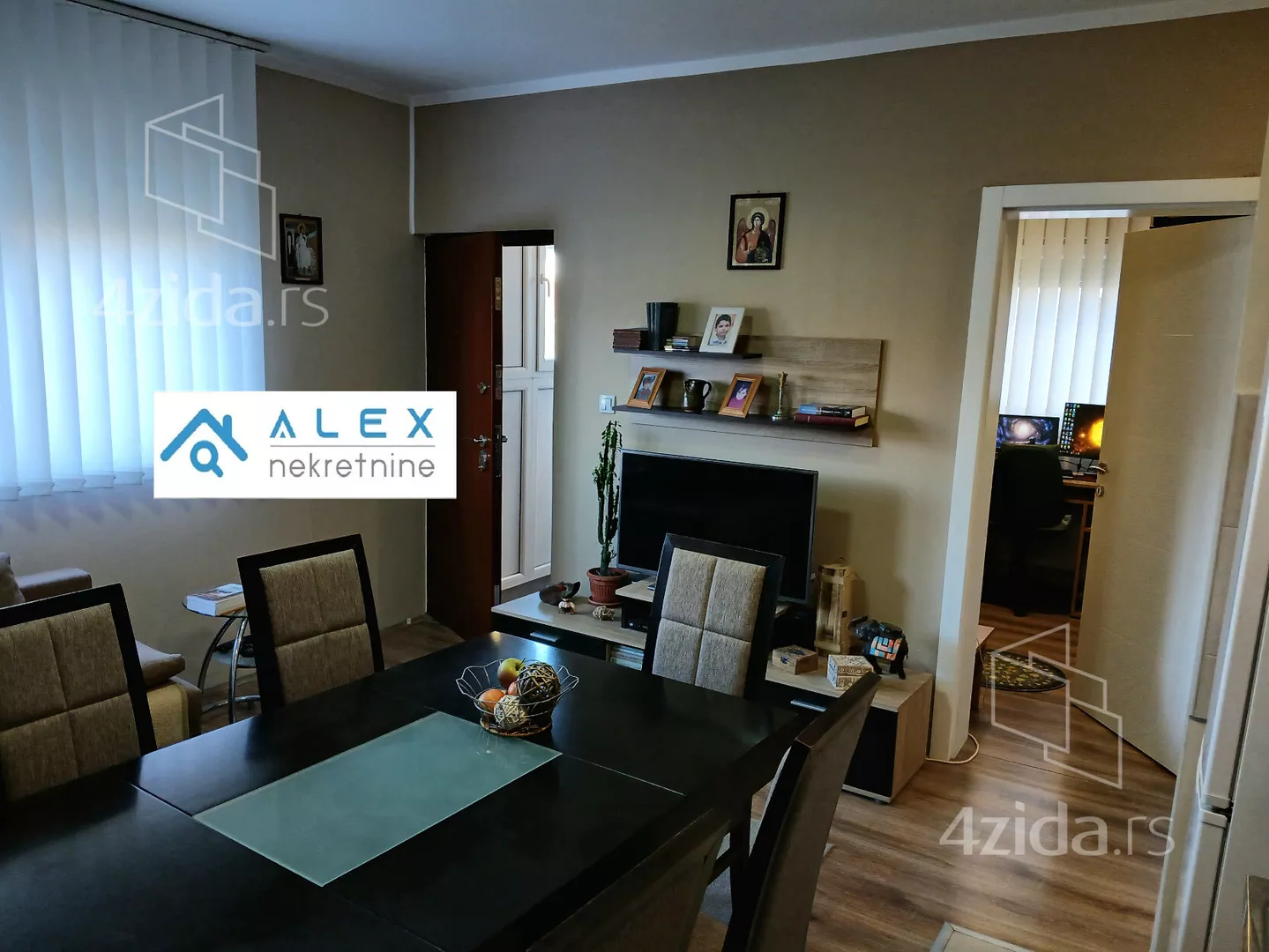 Jednoiposoban stan | 4zida