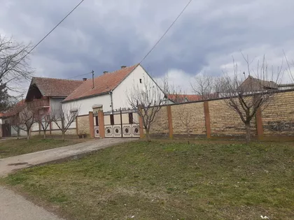 Pavlovci | 4zida.rs