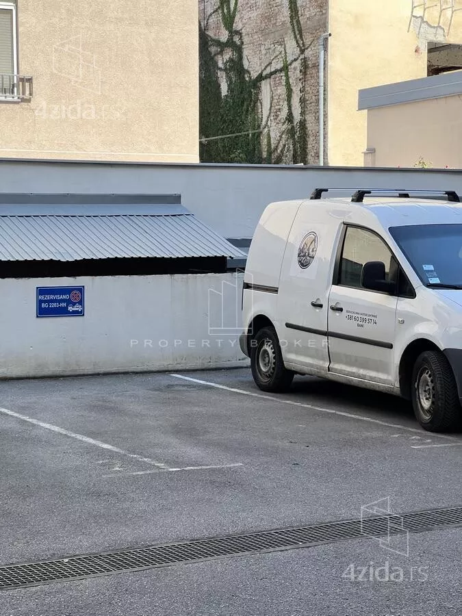 Garaža | 4zida
