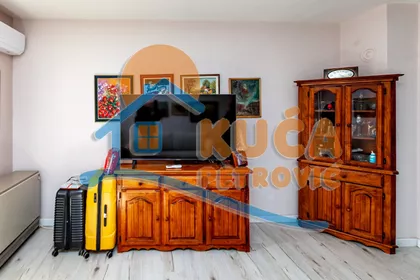 Božidarčeva | 4zida.rs