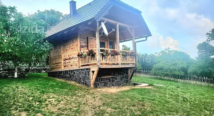 Ugostiteljski objekat | 4zida