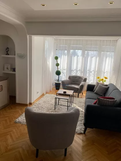 Dušana Vlajića | 4zida.rs