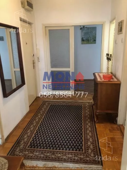 Šestosoban stan | 4zida