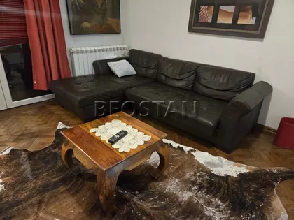 Knicaninova | 4zida.rs