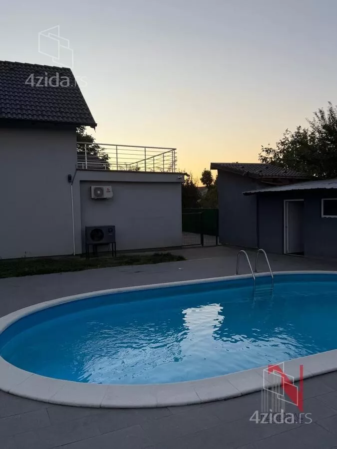 Kuća | 4zida