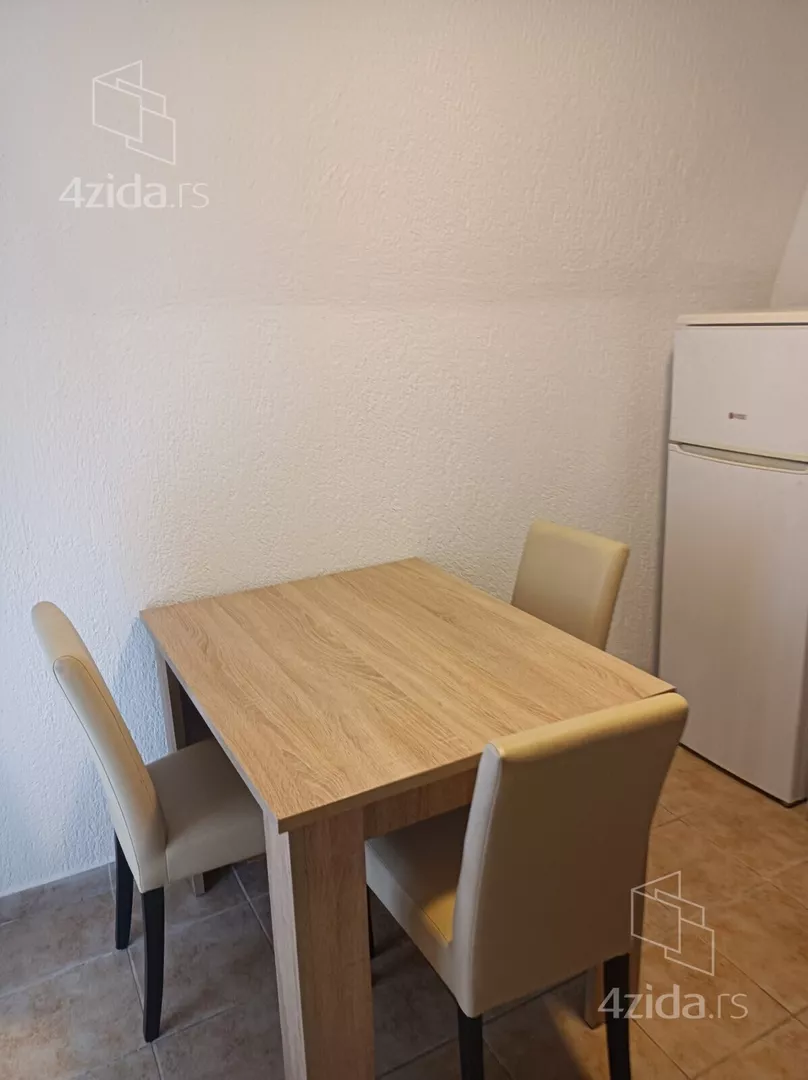 Jednosoban stan | 4zida