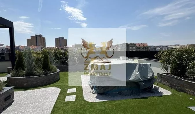 Šestosoban stan | 4zida