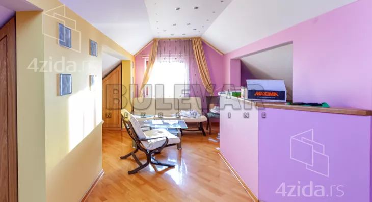 3-etažna kuća | 4zida