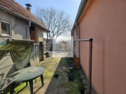 Surčin (mesto) | 4zida.rs