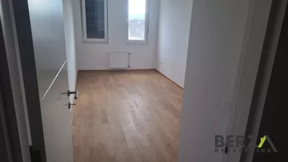 Bulevar Patrijarha Pavla (Somborski Bulevar) | 4zida.rs