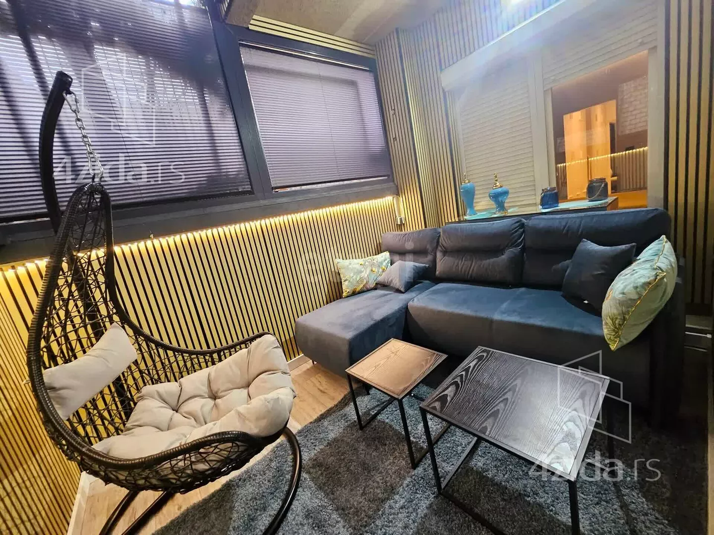 Dvoiposoban stan | 4zida