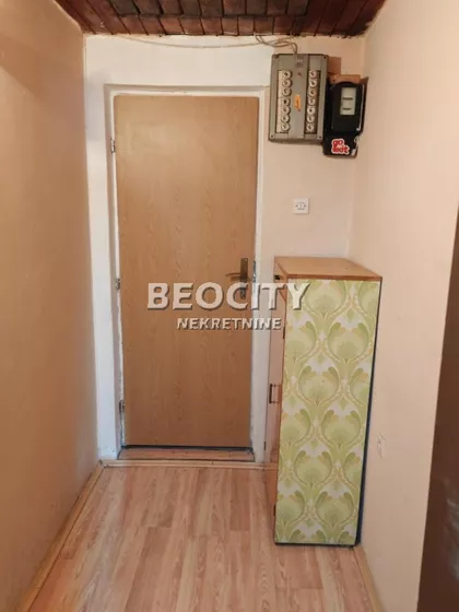 Kragujevacka | 4zida.rs