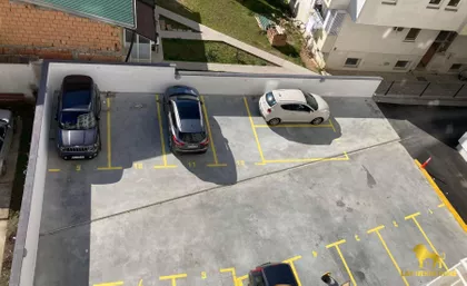 POLGAR ANDRAŠA | 4zida.rs