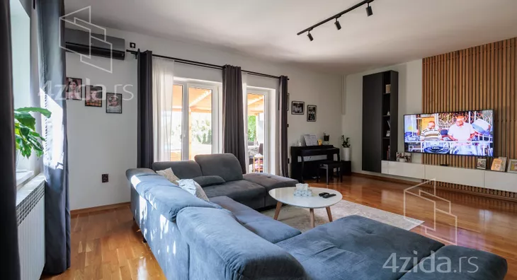 3-etažna kuća | 4zida