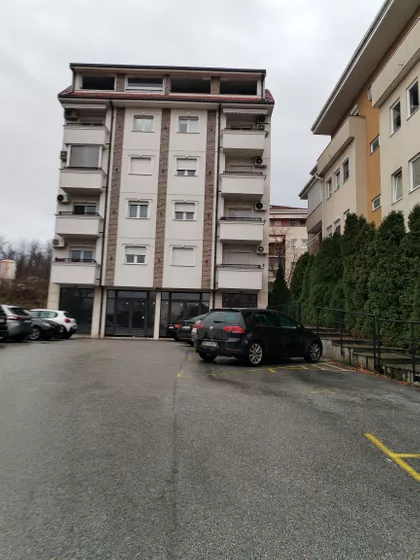 Samjuela Beketa 11A | 4zida.rs