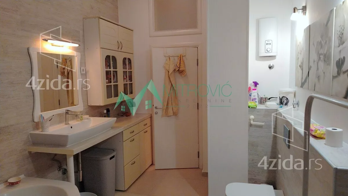 Petosoban stan | 4zida