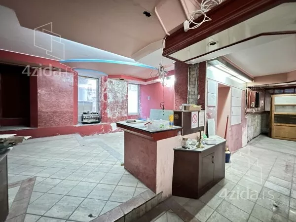 Poslovni prostor | 4zida