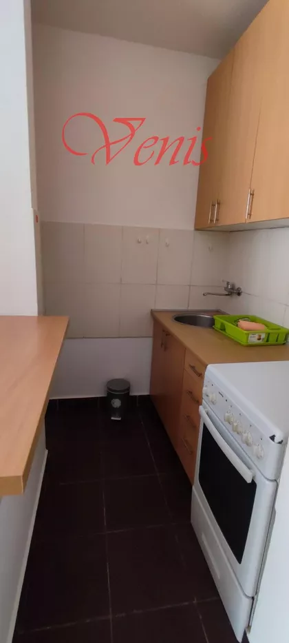 Hadži Ruvimova | 4zida.rs