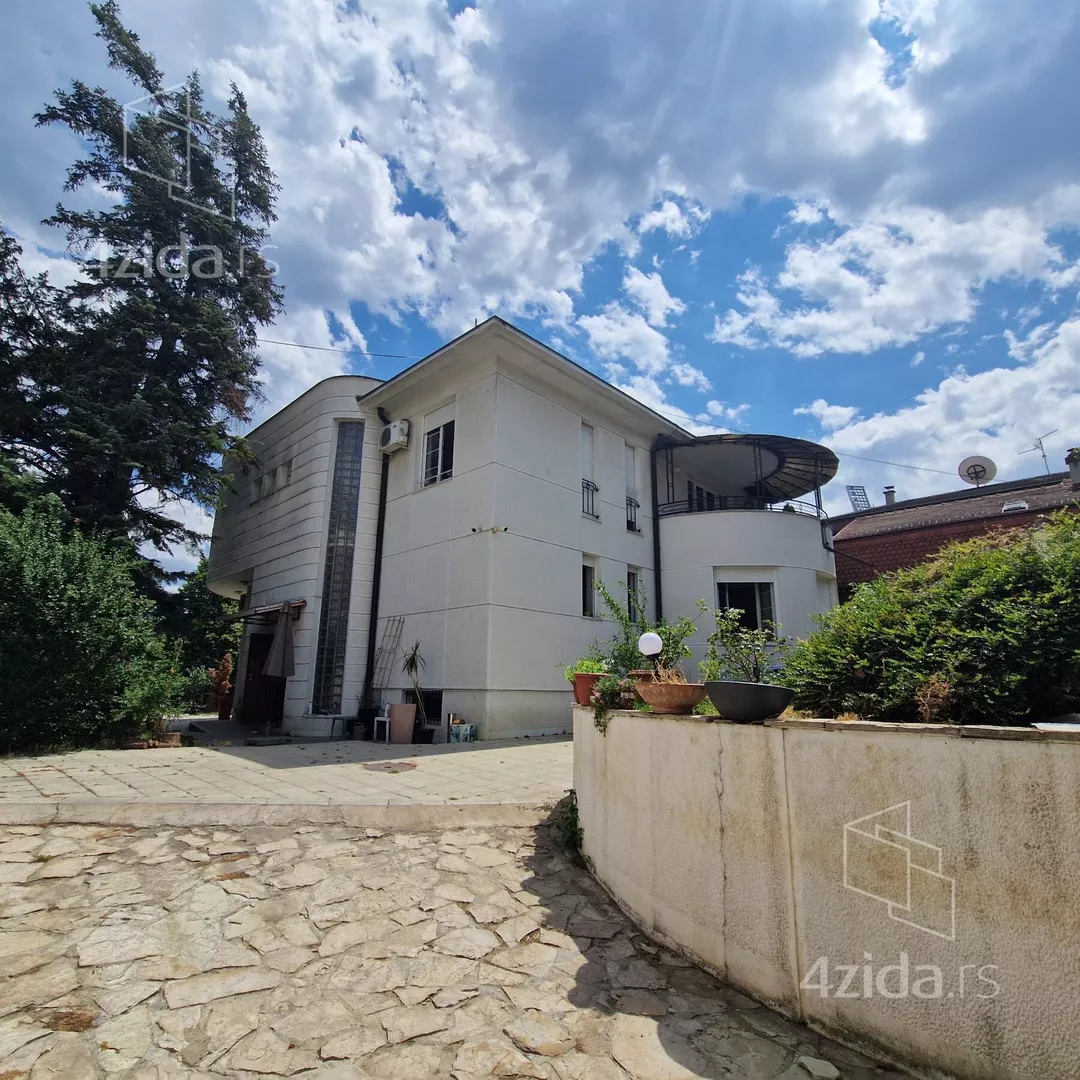 Kuća | 4zida