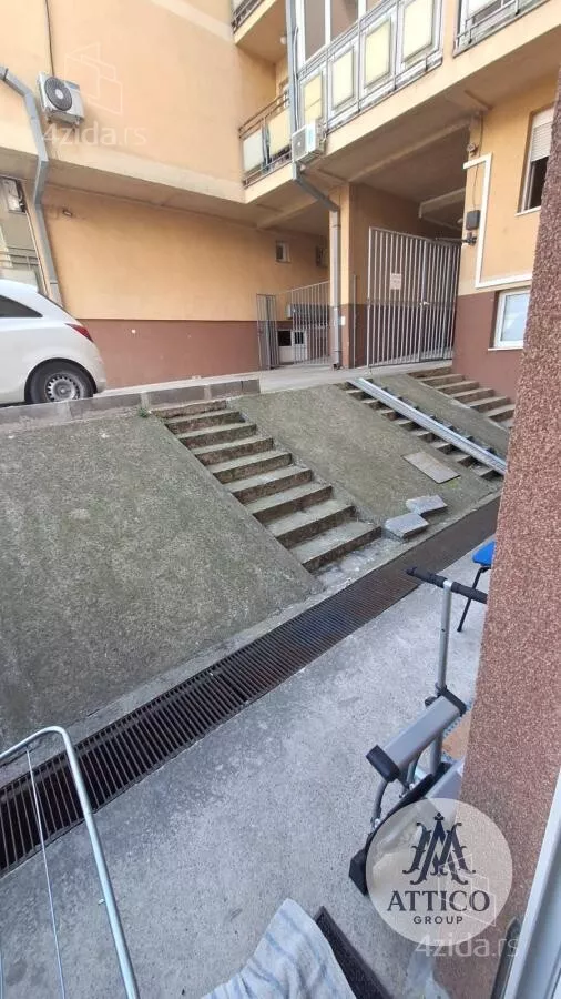 Garsonjera | 4zida