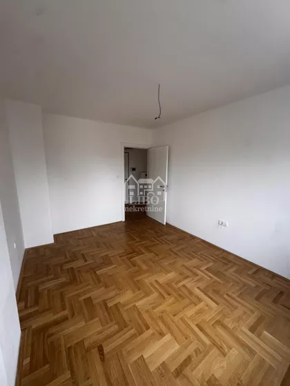Prvomajska | 4zida.rs