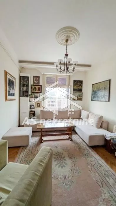 Vukov Spomenik | 4zida.rs