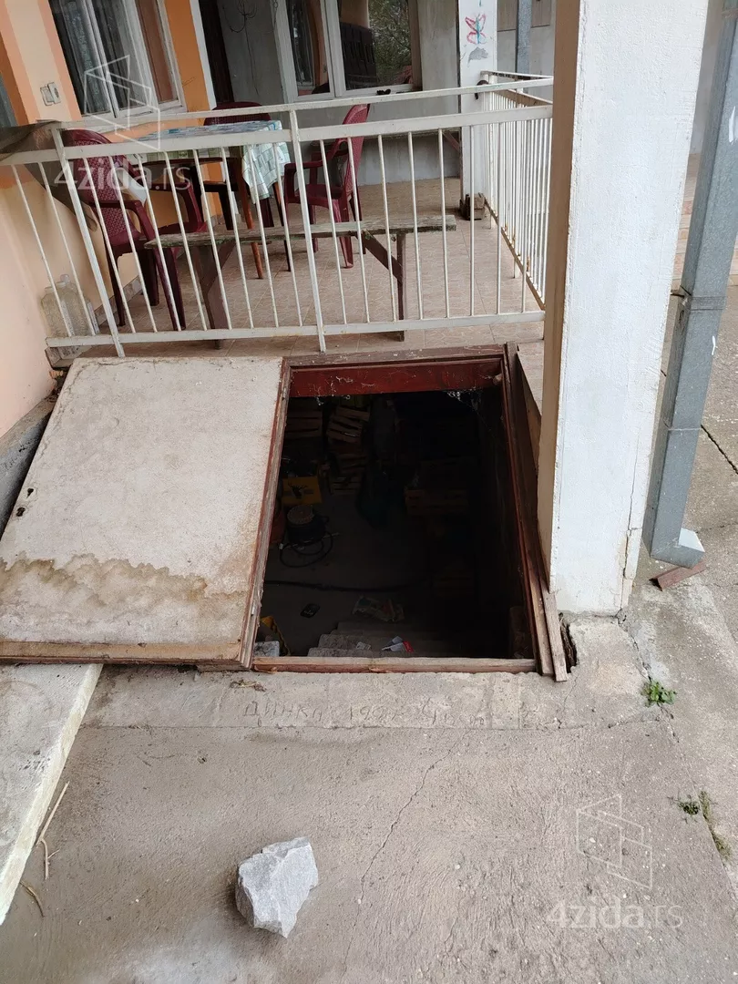 3-etažna kuća | 4zida