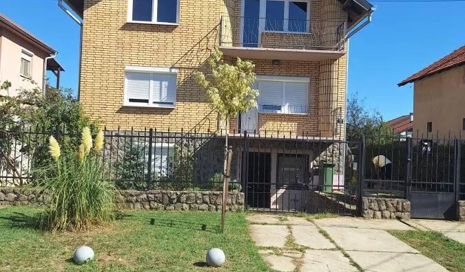 Kuća | 4zida