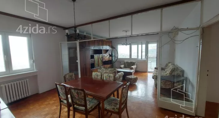 Troiposoban stan | 4zida