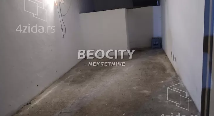 Garaža/Parking | 4zida