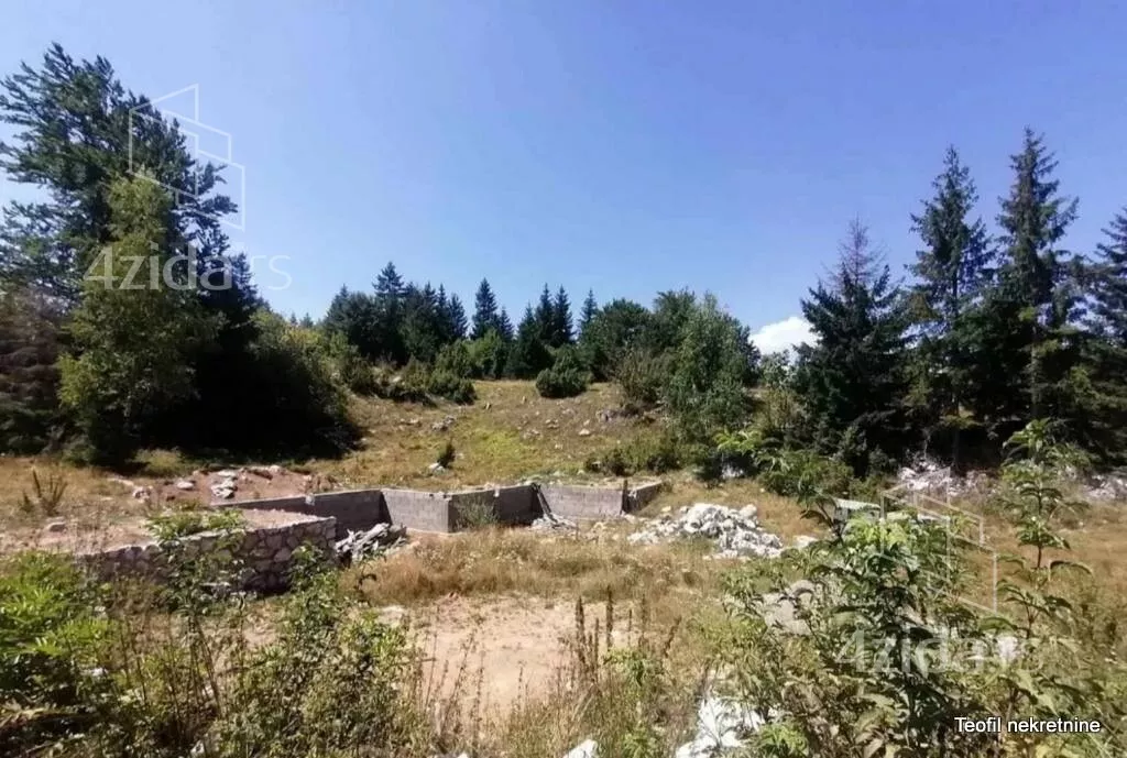 Plac | 4zida