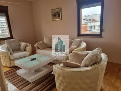 Crveni Pevac | 4zida.rs