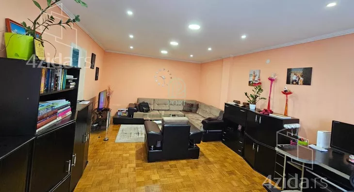 Dvoiposoban stan na prodaju, Liman 2, 180.000€, 74m² - stampaj